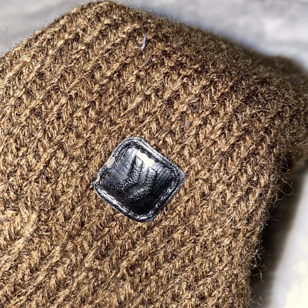 Isotoner Brown Chocolate Beanie‎ Women's  Acrylic/wool Blend